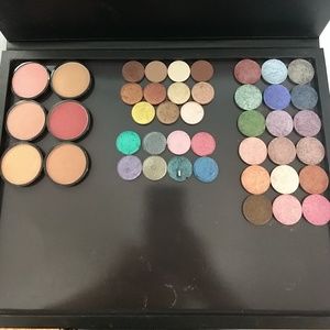 Bundle of Eyeshadows, Blushes, Palette